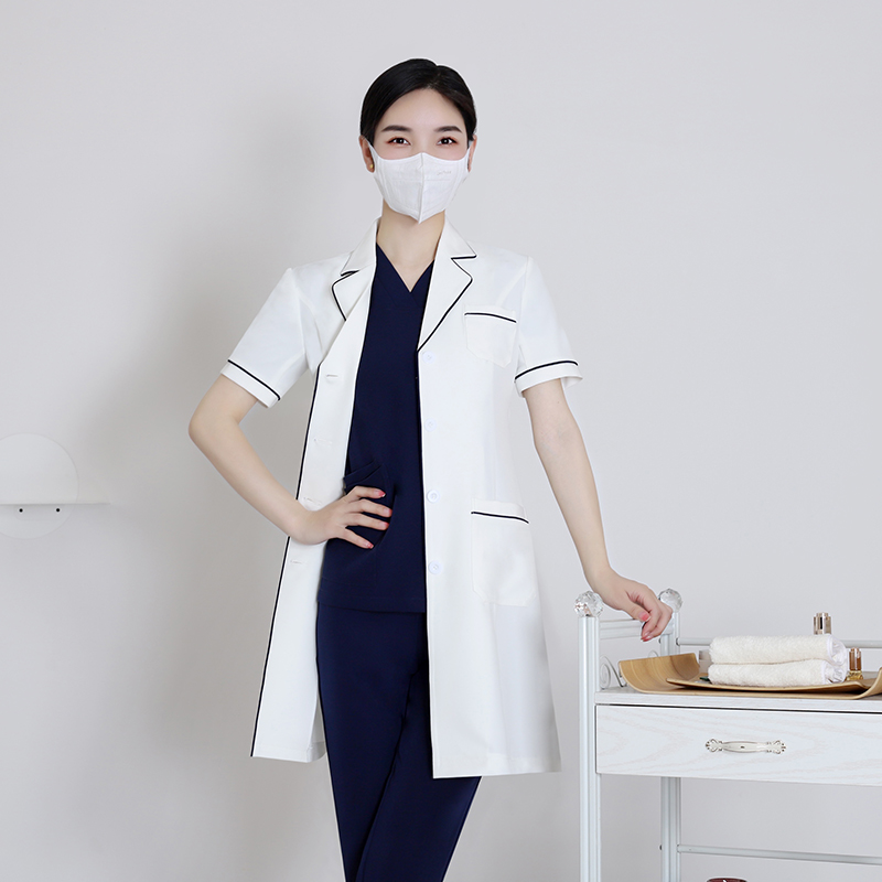Medical Lab Years - معطف مختبر أبيض بأكمام قصيرة، زي
