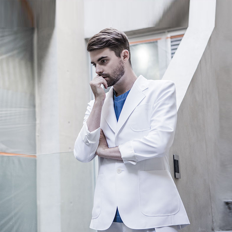 معطف مختبر أبيض على الطراز الك - مراجعة Medical Lab Years وسعره